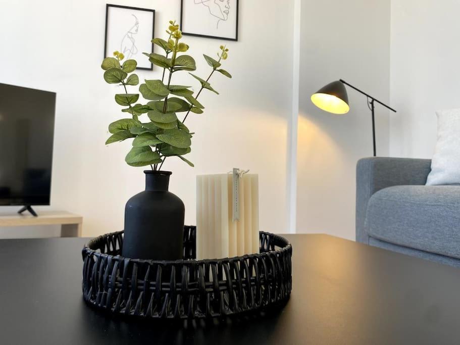 Апартаменты Le Dandy-Proche Centre-Neuf Шатору Экстерьер фото
