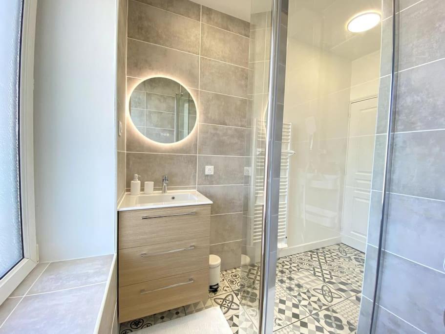 Апартаменты Le Dandy-Proche Centre-Neuf Шатору Экстерьер фото